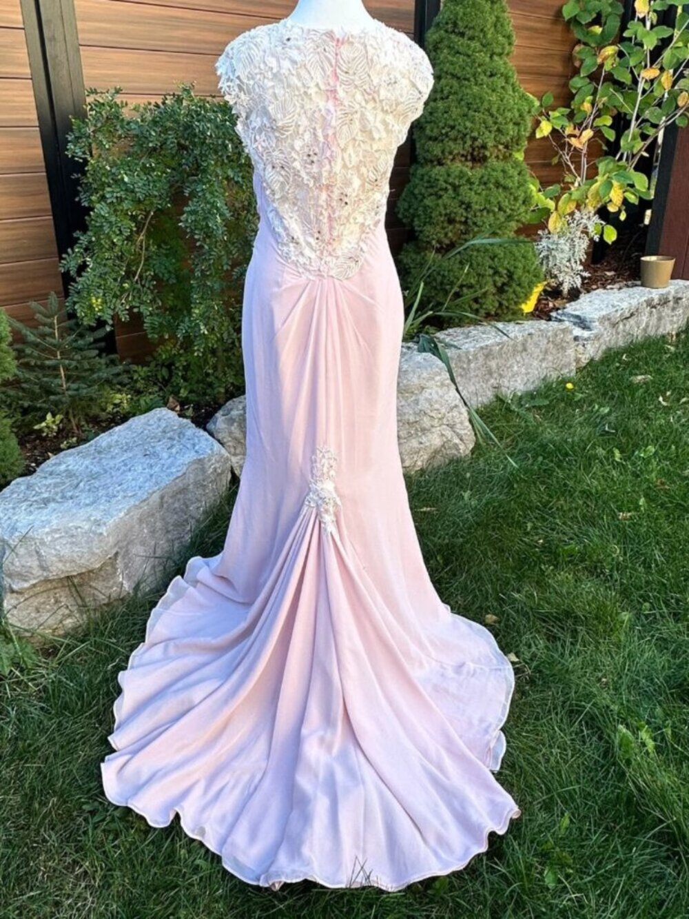 Elegant Blush Pink Lace Appliqué Formal Gown | Mother of the Bride | Evening Sz6